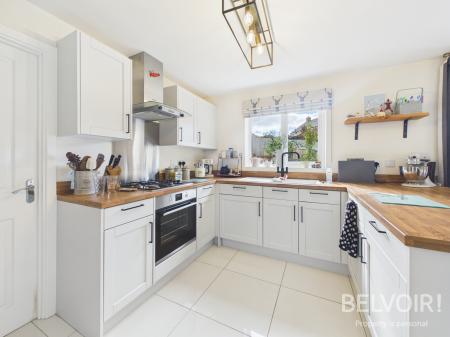 4 bedroom Detached house for sale in Harris View, Stone, ST15