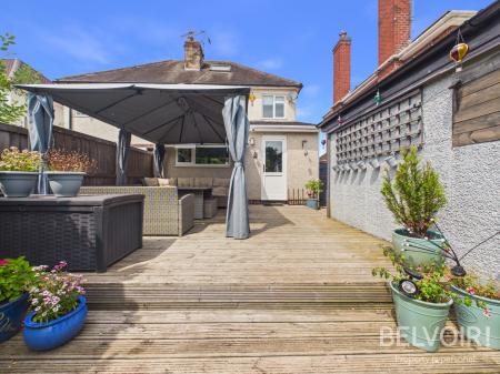 3 bedroom Semi-detached house for sale in Oxford Gardens, Stafford, ST16