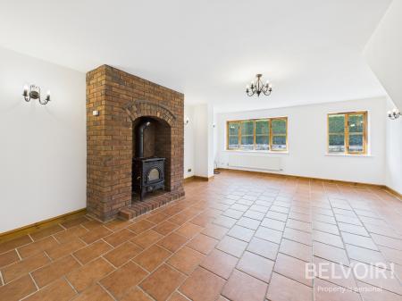 5 bedroom Detached house for sale in Stafford Road, Stone, ST15