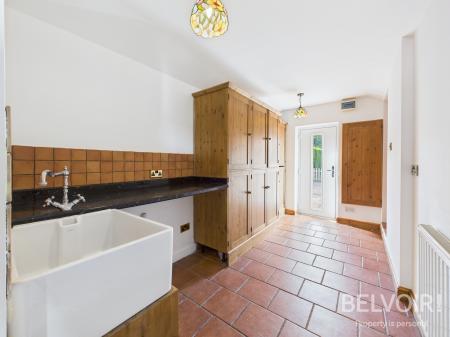5 bedroom Detached house for sale in Stafford Road, Stone, ST15