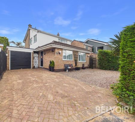 Dell Close, Stafford, ST16