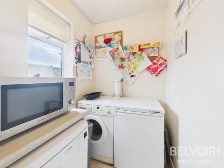 4 bedroom Detached house for sale in Aldbury Close, Parkside, Stafford, ST16