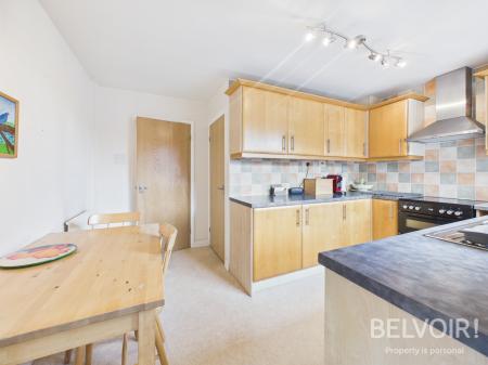4 bedroom Detached house for sale in Aldbury Close, Parkside, Stafford, ST16
