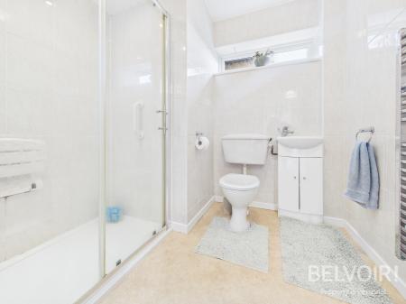 4 bedroom Detached house for sale in Aldbury Close, Parkside, Stafford, ST16
