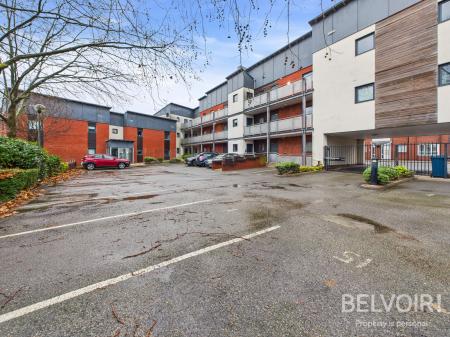 2 bedroom Flat for sale in Marsh House Marsh Street, Stafford, ST16