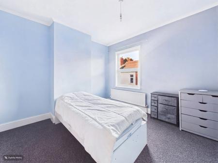 2 bedroom Terraced House for sale in Richmond Street, Penkhull, Stoke On Trent, ST4