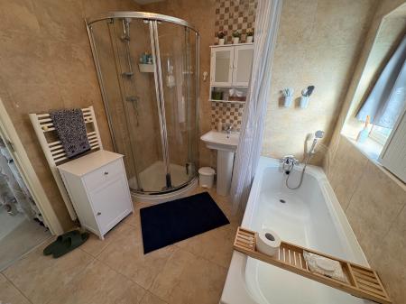 3 bedroom Semi-detached house to let in Kittoe Road, Sutton Coldfield, Sutton Coldfield, B74