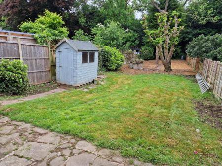 4 bedroom Semi-detached house to let in Royal Road, Sutton Coldfield, B72