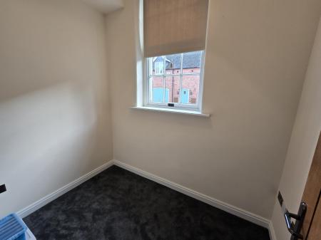 2 bedroom Flat to let in The Old Stone Yard, Lichfield, WS13