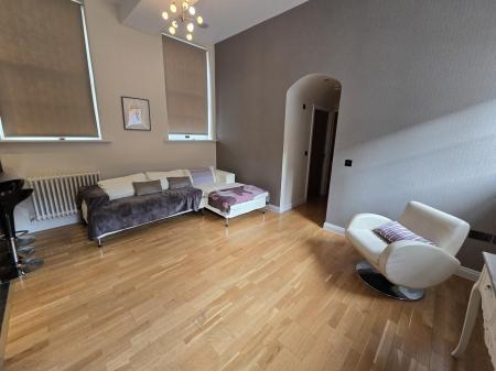 2 bedroom Flat to let in The Old Stone Yard, Lichfield, WS13