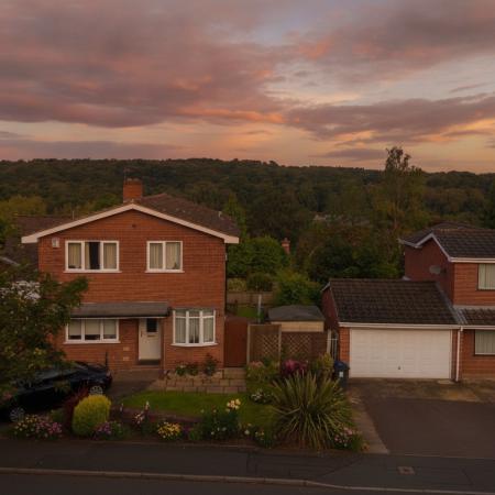 3 bedroom Detached house for sale in Wyndley Drive, Sutton Coldfield, Sutton Coldfield, B73