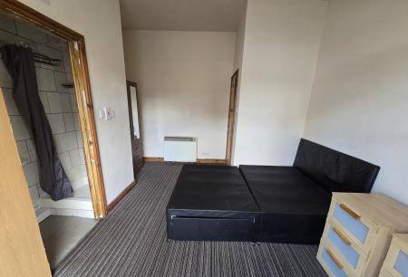1 bedroom Flat to let in Harrison Road, Erdington, Birmingham, B24