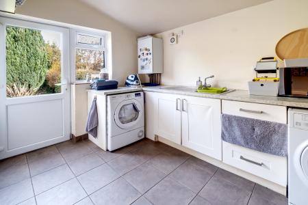 5 bedroom Detached house for sale in Holifast Road, Wylde Green, Sutton Coldfield, B72