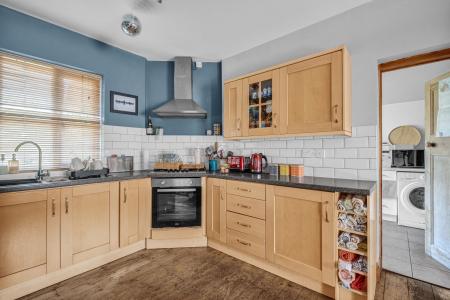 5 bedroom Detached house for sale in Holifast Road, Wylde Green, Sutton Coldfield, B72