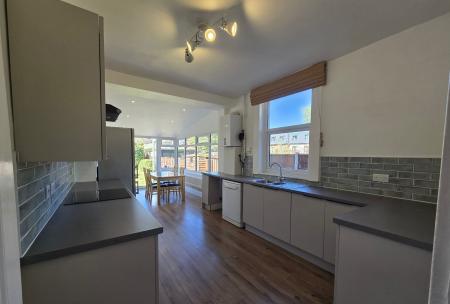 4 bedroom Semi-detached house to let in Boldmere Road, Boldmere, Sutton Coldfield, B73