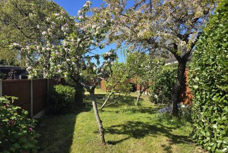 4 bedroom Semi-detached house to let in Boldmere Road, Boldmere, Sutton Coldfield, B73