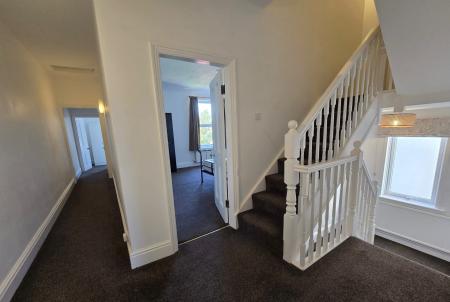 4 bedroom Semi-detached house to let in Boldmere Road, Boldmere, Sutton Coldfield, B73