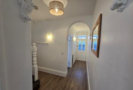 4 bedroom Semi-detached house to let in Boldmere Road, Boldmere, Sutton Coldfield, B73