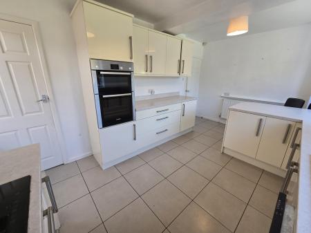 3 bedroom Semi-detached house for sale in Stirling Road, Boldmere, Sutton Coldfield, B73