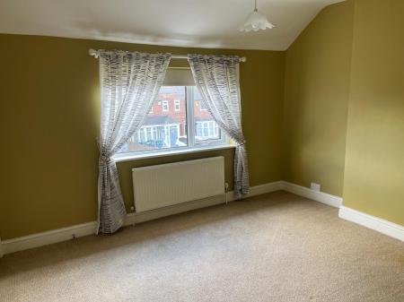 2 bedroom End of terrace house to let in Clarendon Road, Mere Green, Sutton Coldfield, B75