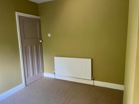 2 bedroom End of terrace house to let in Clarendon Road, Mere Green, Sutton Coldfield, B75