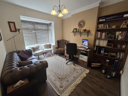 4 bedroom Detached house to let in College Road, Sutton Coldfield, Sutton Coldfield, B73