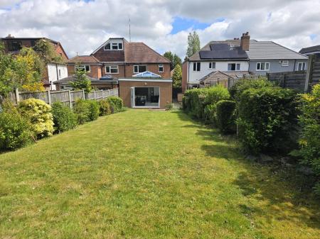 3 bedroom Semi-detached house to let in Harcourt Drive, Four Oaks, Sutton Coldfield, B74