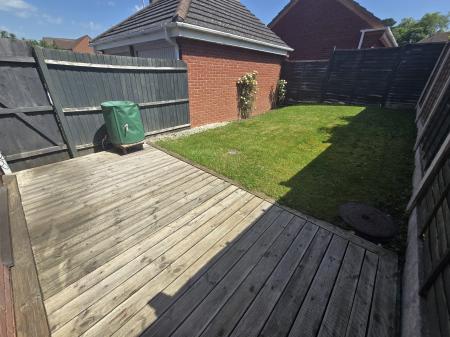 2 bedroom Terraced House to let in Gregory Road, Burntwood, WS7