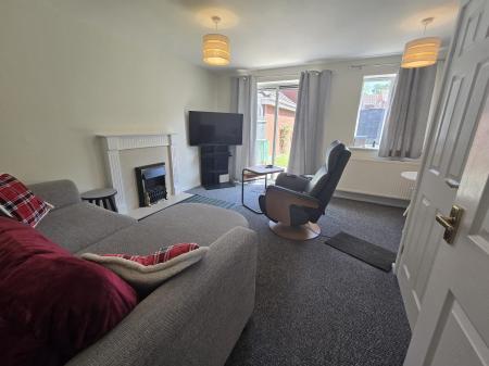 2 bedroom Terraced House to let in Gregory Road, Burntwood, WS7