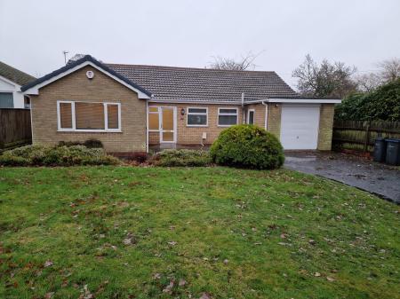 3 bedroom Bungalow to let in Rectory Road, Sutton Coldfield, B75