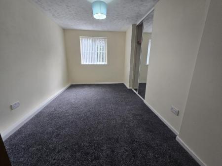 2 bedroom Flat to let in 59 Warwick Road, New Oscott, Sutton Coldfield, B73