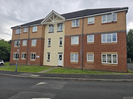 2 bedroom Flat to let in 59 Warwick Road, New Oscott, Sutton Coldfield, B73