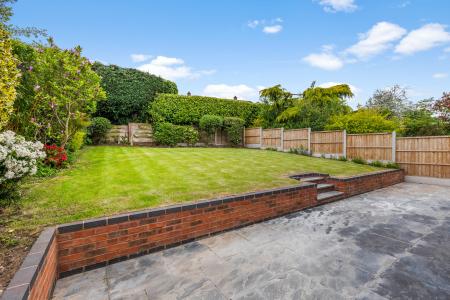 4 bedroom Detached house for sale in Shepherds Pool Road, Four Oaks, Sutton Coldfield, B75