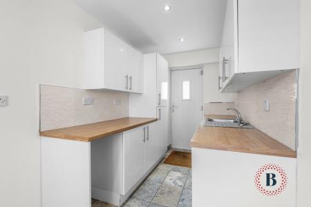 4 bedroom Detached house to let in Bulls Lane, Sutton Coldfield, B76
