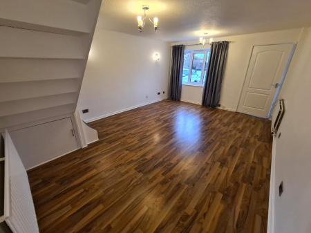 2 bedroom Semi-detached house to let in Crows Nest Close, Sutton Coldfield, B76