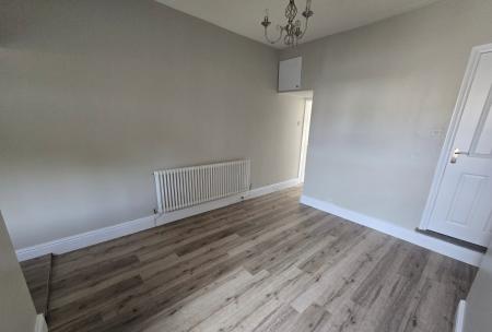 2 bedroom Terraced House to let in Riland Grove, Sutton Coldfield, Sutton Coldfield, B75