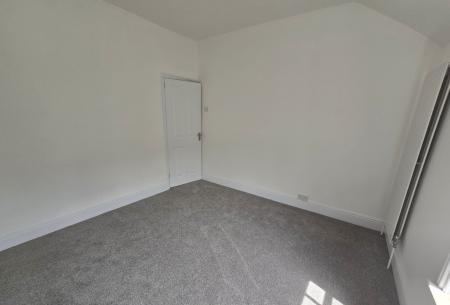 2 bedroom Terraced House to let in Riland Grove, Sutton Coldfield, Sutton Coldfield, B75
