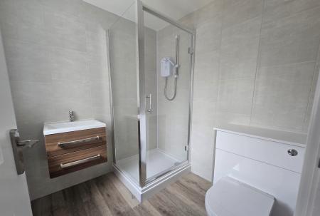 2 bedroom Terraced House to let in Riland Grove, Sutton Coldfield, Sutton Coldfield, B75