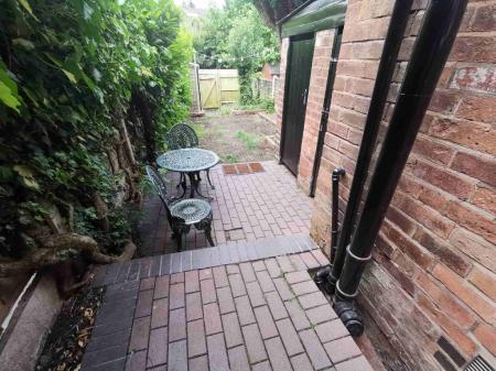 2 bedroom Terraced House to let in Lyndon Road, Sutton Coldfield, B73