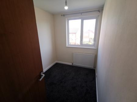 3 bedroom Semi-detached house to let in Stourton Close, Sutton Coldfield, B76