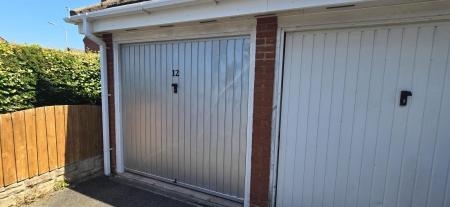 2 bedroom Terraced House to let in Gregory Road, Burntwood, WS7