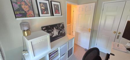 2 bedroom Terraced House to let in Gregory Road, Burntwood, WS7