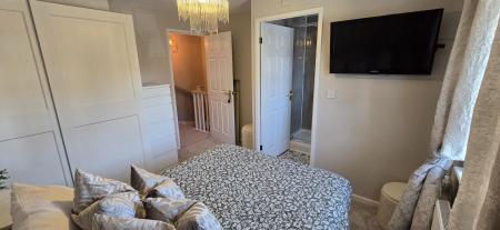 2 bedroom Terraced House to let in Gregory Road, Burntwood, WS7