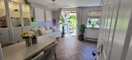 2 bedroom Terraced House to let in Gregory Road, Burntwood, WS7