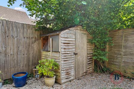 2 bedroom Terraced House for sale in Walmley Road, Walmley, Sutton Coldfield, B76
