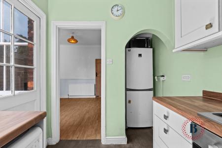 2 bedroom Terraced House for sale in Walmley Road, Walmley, Sutton Coldfield, B76