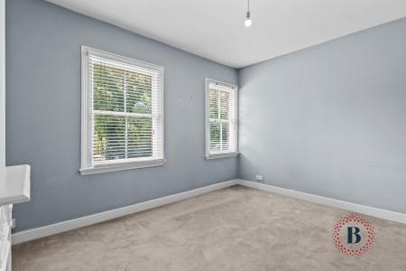 2 bedroom Terraced House for sale in Walmley Road, Walmley, Sutton Coldfield, B76