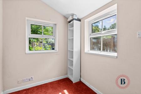 2 bedroom Terraced House for sale in Walmley Road, Walmley, Sutton Coldfield, B76