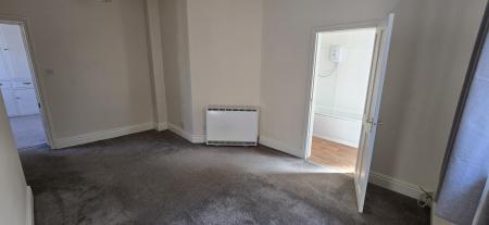 1 bedroom Flat to let in 858 Chester Road, Erdington, Birmingham, B24