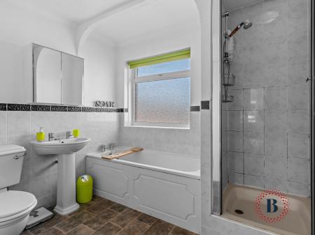3 bedroom Semi-detached house for sale in Honiley Drive, New Oscott, Sutton Coldfield, B73